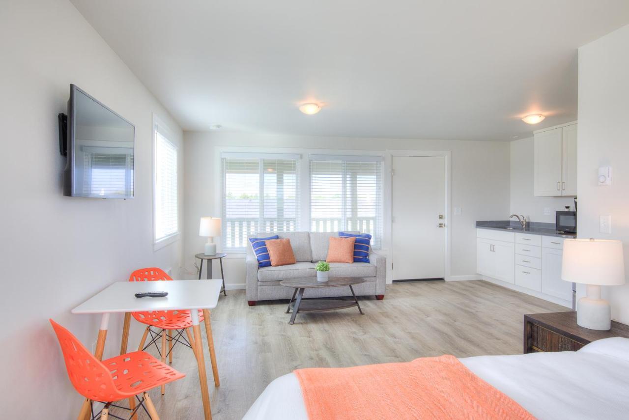 Ocean Shores Resort - Brand New Rooms (Adults Only) Eksteriør billede